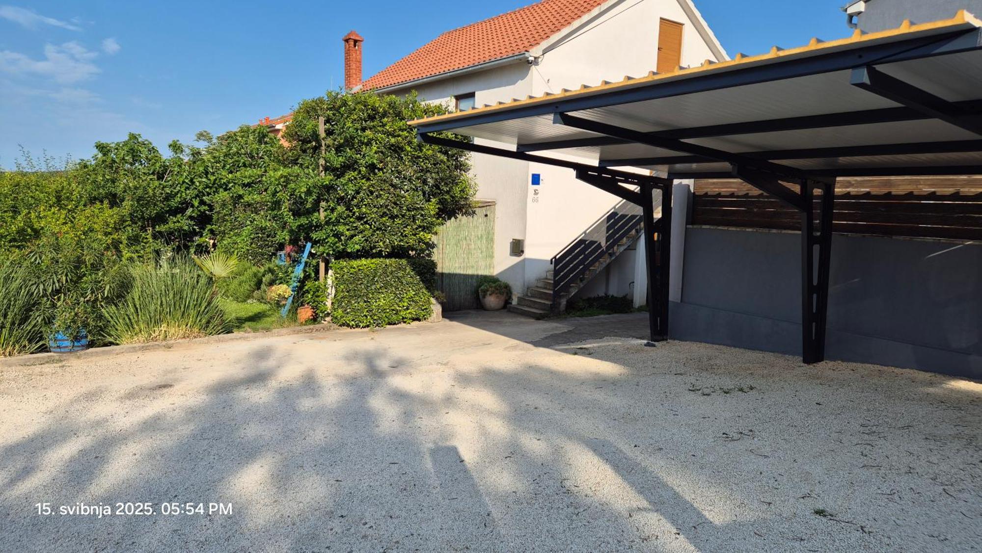 Greenhill PUY Exterior foto