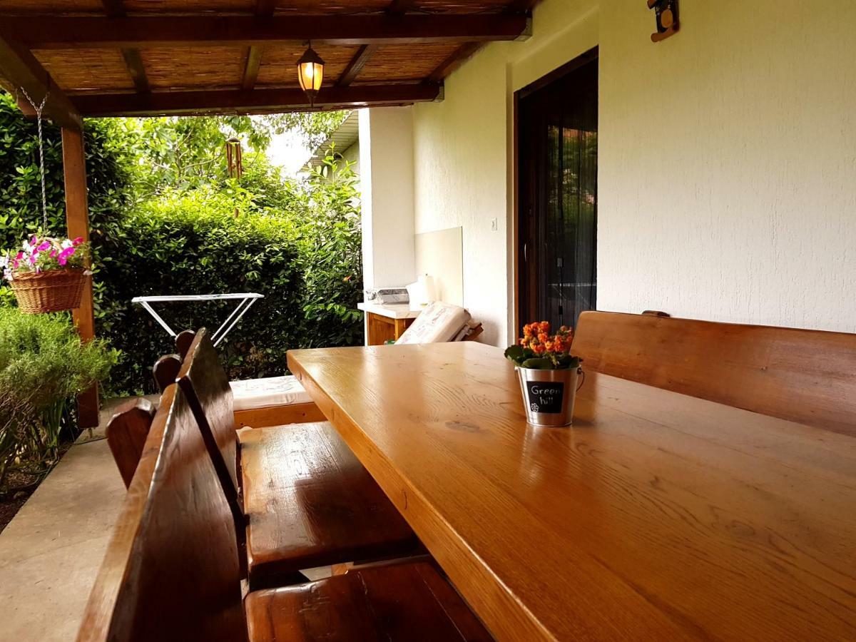 Greenhill PUY Exterior foto