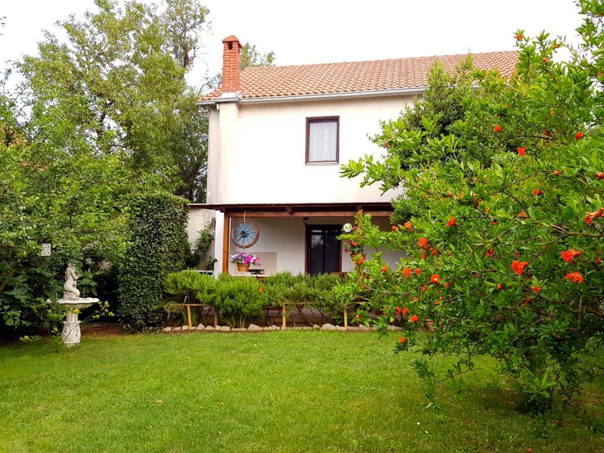Greenhill PUY Exterior foto